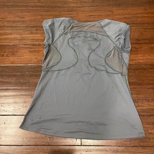 Like New: Lululemon workout top size 10